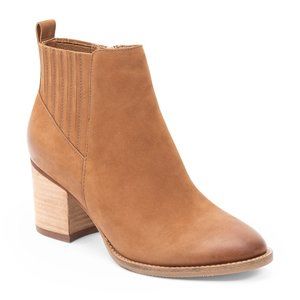 NWOT Blondo Noa Waterproof Bootie